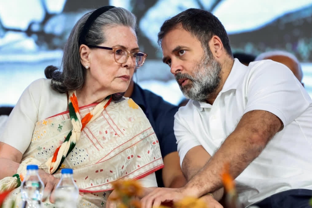 Delhi Court Sends Notice to Gandhis: A Political Storm Brews Again