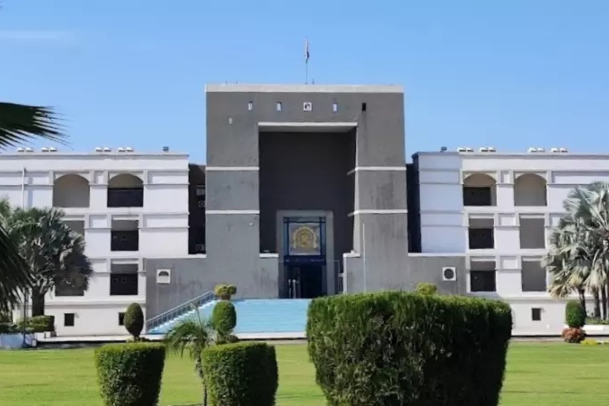 Gujarat High Court Upholds Dismissal of Constables in Godhra Case